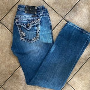 Miss Me signature rise straight jeans
